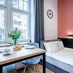 Best4Stay Apartment - Z Prywatnym Parkingiem, Przy Bulwarze Wislanym