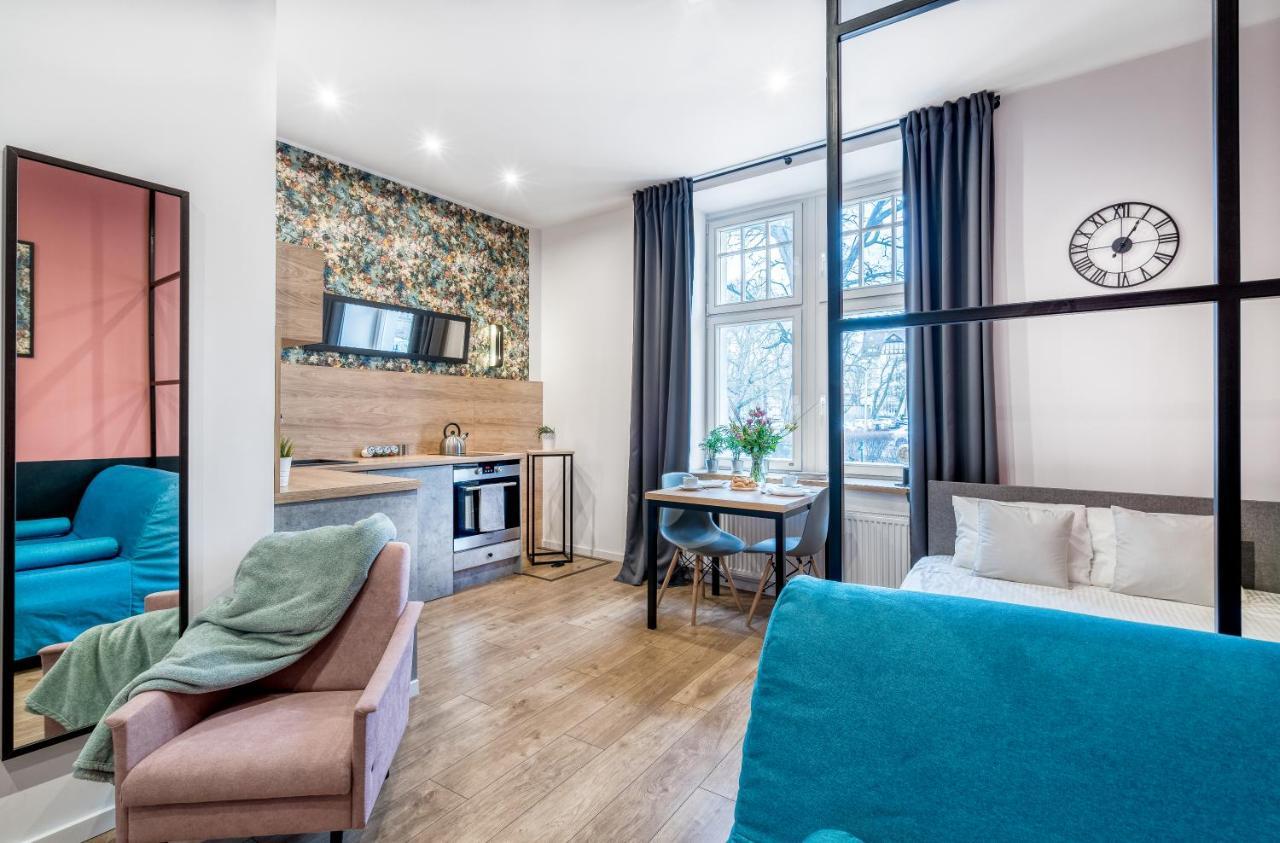 Best4stay - Z Prywatnym Parkingiem, Przy Bulwarze Wislanym Apartment *