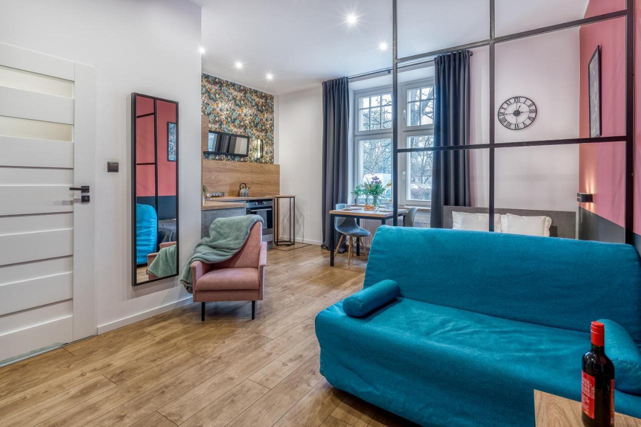 Best4stay - Z Prywatnym Parkingiem, Przy Bulwarze Wislanym Apartment